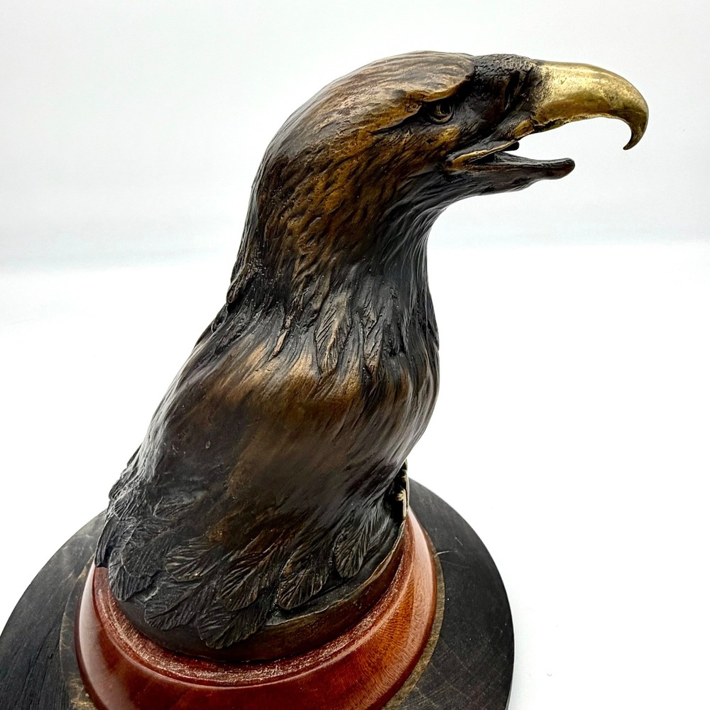 Heavy Cast Brass Bronze Bald Eagle Head Bust Sculpture USA Wood Base 8"‎ - Picture 13 of 16